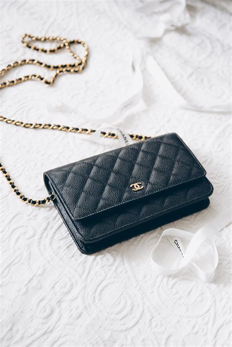 chanel wallet on chain wear and tear